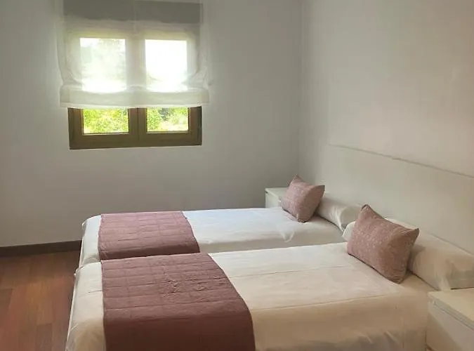 Apartamento Los Laureles, Novales